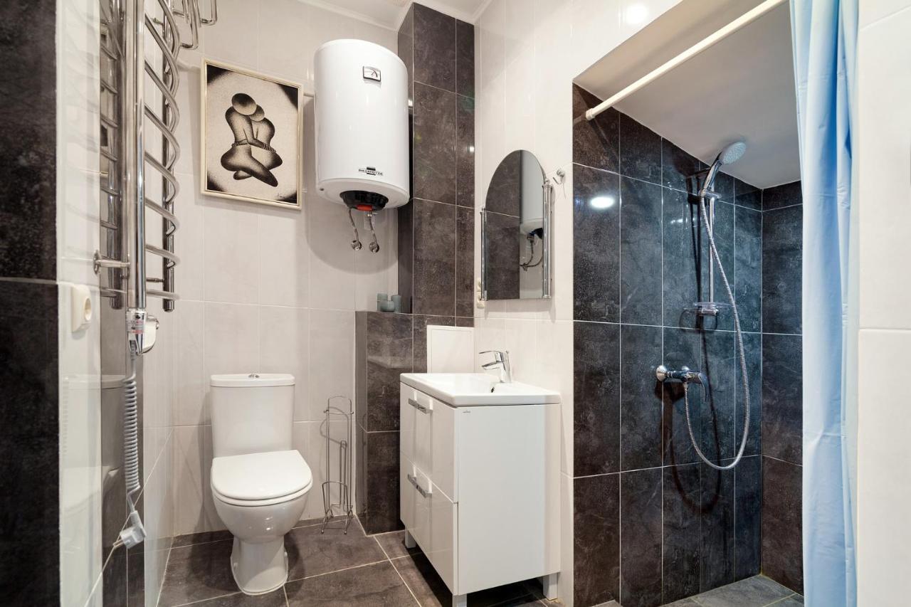 Appartement Friends House On Square Rynok à Lviv Extérieur photo